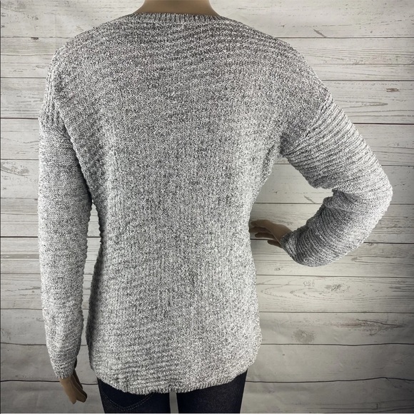 Calvin Klein Sweater - Picture 9 of 12